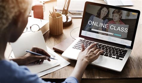 Adjusting To Online School 8 Tips For Online Classes Az Big Media