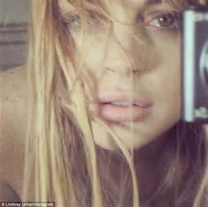Lindsay Lohan Shares Two Tired Selfies After Returning Home From