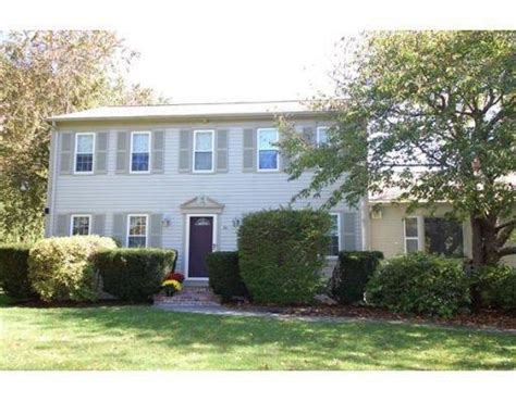 62 Tucker Ln Dartmouth MA 02747 Realtor Com