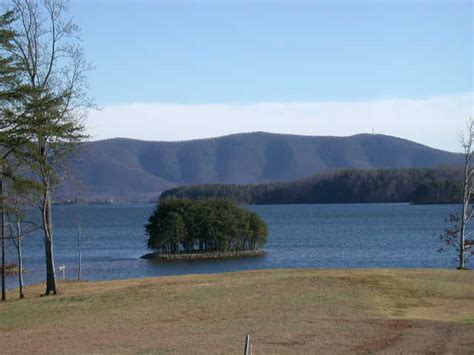 Great place to be, even if fall to. SML Photos, Smith Mountain Lake real estate, SML