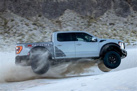 Lastly Ford Debuts 2023 F 150 Raptor R With 700hp Supercharged V8