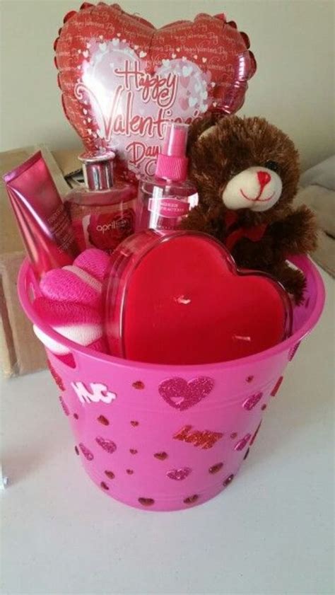 Romantic Diy Valentines Gift Basket Ideas That Shows Your Love