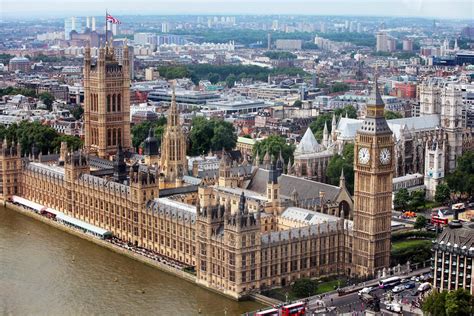 Unter big ben verstehen die meisten touristen ebenso wie viele londoner den uhrturm des westminster palastes (palace of der zum gebäudekomplex gehörende uhrturm wird üblicherweise als big ben bezeichnet. More Than 100 Free Things to Do in London