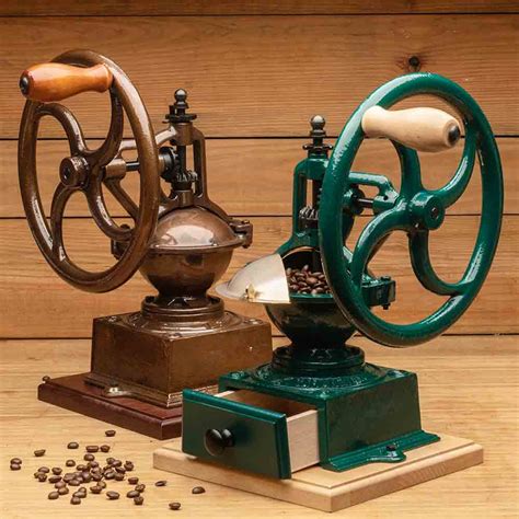 Italian Hand Crank Burr Style Coffee Grinder