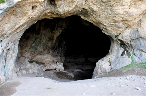 The Dark Cave Of Hazar Merd Group Of Caves Illustration World History Encyclopedia