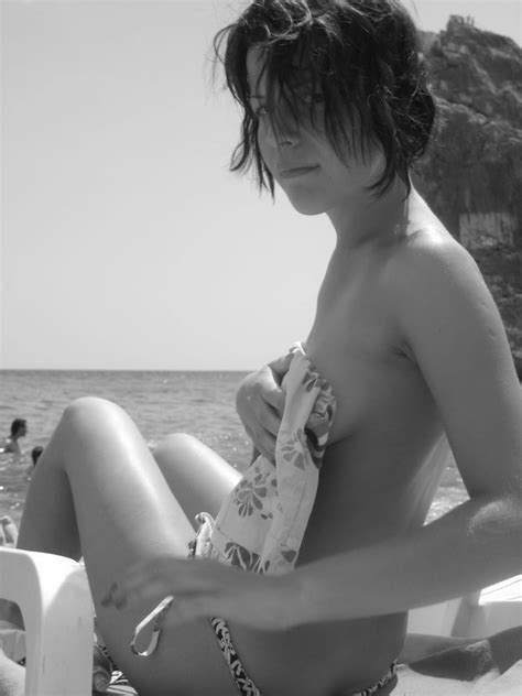 Romanian Amateur Couple Nude Bikini Beach Teen Vacation