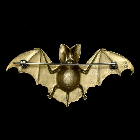 Bat Pin Halloween Figural Animal Brooch World Of Eccentricity And Charm