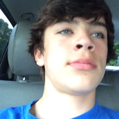 Gente aki vcs podem encontrar todos os videos ou fotos do hayes ou nash e muito mais , entao curti ai a page pq vai. Watch Hayes Grier's Vine "When parents think they are cool ...