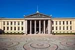 Universität Von Oslo, Norwegen Stockfoto - Bild von neoklassizismus ...