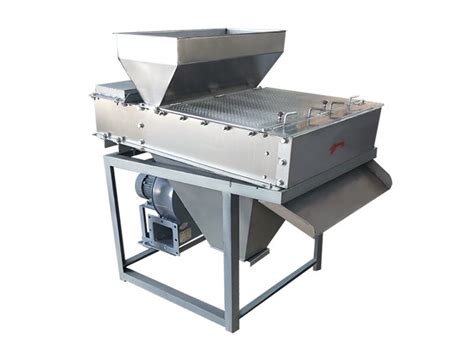 Roasted Peanut Peeling Machine Shandong Light M E