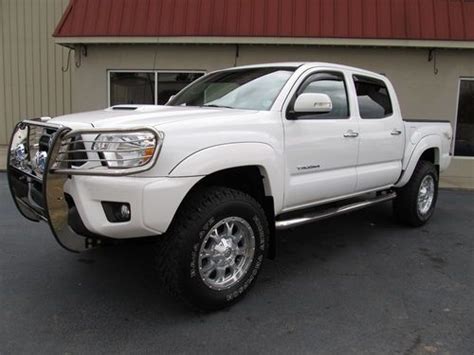 Purchase Used 2012 Toyota Tacoma Base Crew Cab Pickup 4 Door 40l In