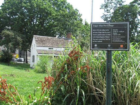 The cottage bar & restaurant is back in. Edgar Allan Poe Cottage, Bronx. NYC, Nueva York | Carmen ...