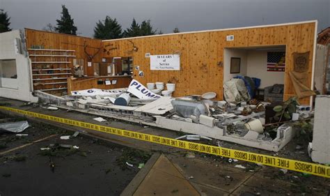 Damage But No Injuries From Rare Oregon Tornado The Spokesman Review