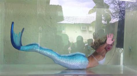 Real Mermaid Melissa Live Traveling Mermaid Tanks Rehearsal Youtube