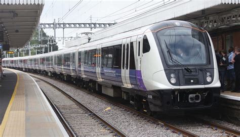 Elizabeth Line Added To London Tube Map As Crossrail Nears Completion