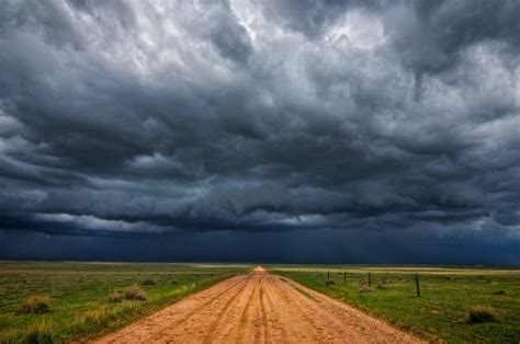 Rain Clouds Wallpapers Top Free Rain Clouds Backgrounds Wallpaperaccess