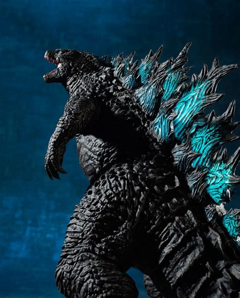 Millie bobby brown, vera farmiga, charles dance and others. Godzilla (2019) Statue Hyper Solid Series, Godzilla: King ...