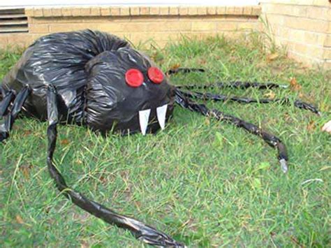 20 Easy To Make Halloween Decorations Hative