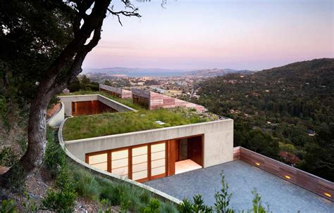 Living Roof On Slope House Merges Beautifully With California Hillside