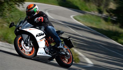 It is no secret that ktm is readying its rc 390 for launch in india. New Fast 2015 KTM RC 390 Race Motorbike - Bikes Catalog
