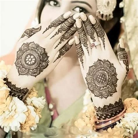 20 Most Beautiful And Remarkable Henna Designs For Women Indian