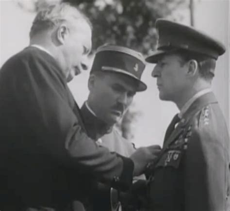 Photo Douglas Macarthur Receiving A French Decoration 1930s World