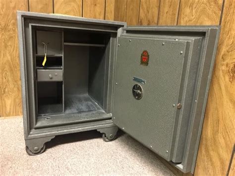 Mosler Safe With Combo And Keys Nex Tech Classifieds