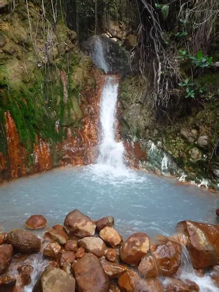 what you need to know for an awesome hike to boiling lake dominica