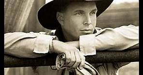 Garth Brooks: Biography of the Country Singer