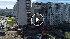 Russian Rocket Destroys Apartment Block in Central Ukraine