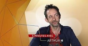 Hommage à Jacques Higelin : 5 minutes avec Arthur H