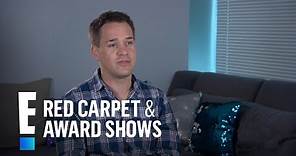 T.R. Knight Sounds Off on "Grey's" Inclusive Nature | E! Red Carpet & Award Shows