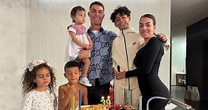 Cristiano Ronaldo celebra su cumpleaños con lindo detalle de sus hijos y Georgina Rodríguez