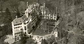 What is Du Pont's Winterthur Mansion?