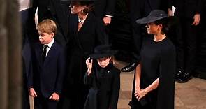 Los hijos mayores de Guillermo de Inglaterra y Kate Middleton asisten al funeral por su bisabuela
