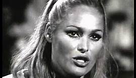 Ursula Andress - Interview (1965)