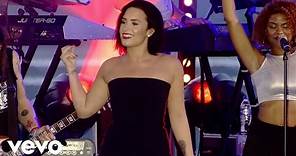 Demi Lovato - Cool for the Summer (Demi Live in Brazil)