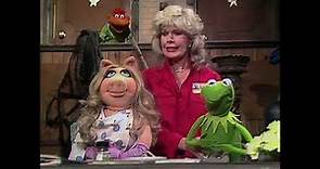 The Muppet Show - 502: Loretta Swit - Backstage #2 (1980)