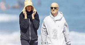Liberty Ross And Jimmy Iovine Take A Romantic Stroll Along The Beach