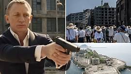 Moment in the James Bond movie Skyfall that features the uninhabited Hashima Island, Japan