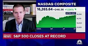 S&P 500 closes at fresh record high