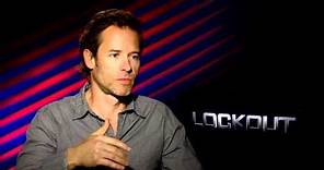 Guy Pearce Lockout And Prometheus interview