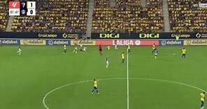 Gonzalo Escalante Red Card, Cadiz vs Deportivo Alavés (1-0) Goals and Extended Highlights