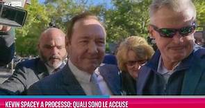 Kevin Spacey a processo: quali sono le accuse e cosa rischia