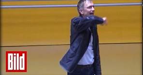 Uni-Professor geht steil in Erlangen - Vorlesung wird laut (Original) "Obereber" Ersties Mathe