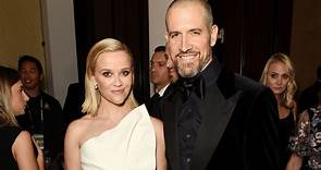 Reese Witherspoon anuncia que se divorcia de su esposo Jim Toth