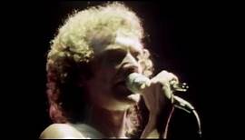 Foreigner - Waiting for a Girl Like You (Official Music Video)