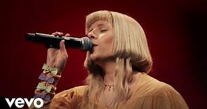 AURORA - Runaway (Live Performance)