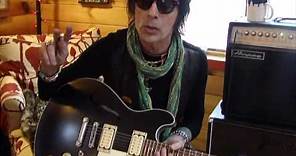 Earl Slick on his guitar collection