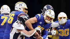 Justin Herbert questionable to return with right finger injury as Chargers trail 10-0 at halftime